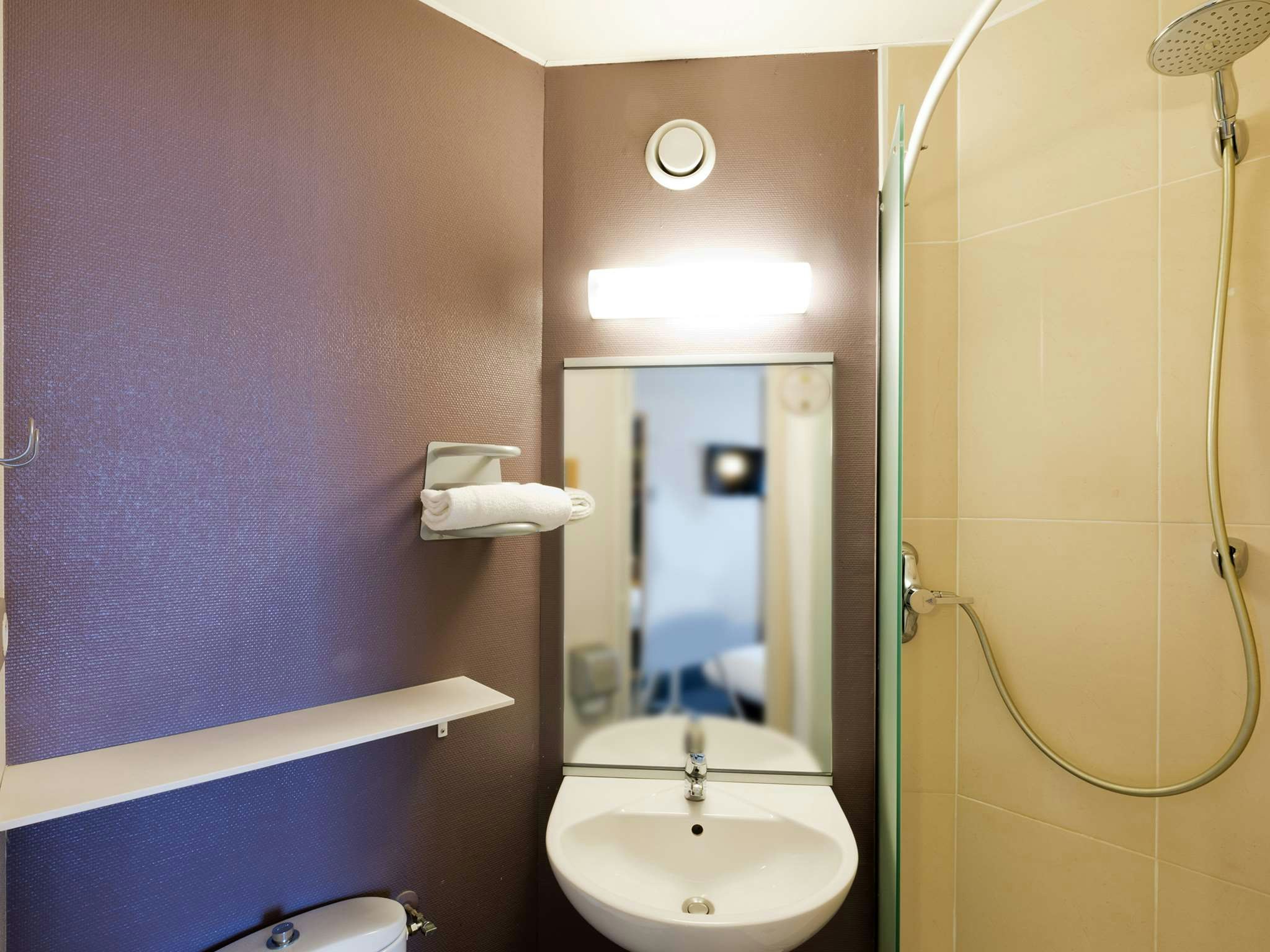 B&B Hotel Nantes Reze Saint-Sebastien 13/13