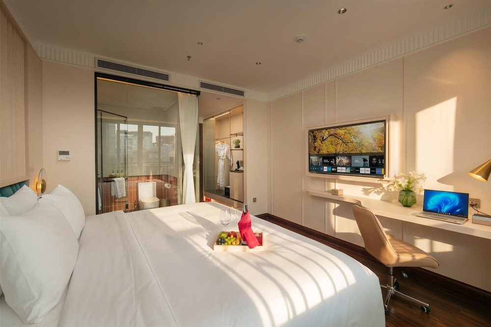 Luxeden Hotel 27/65