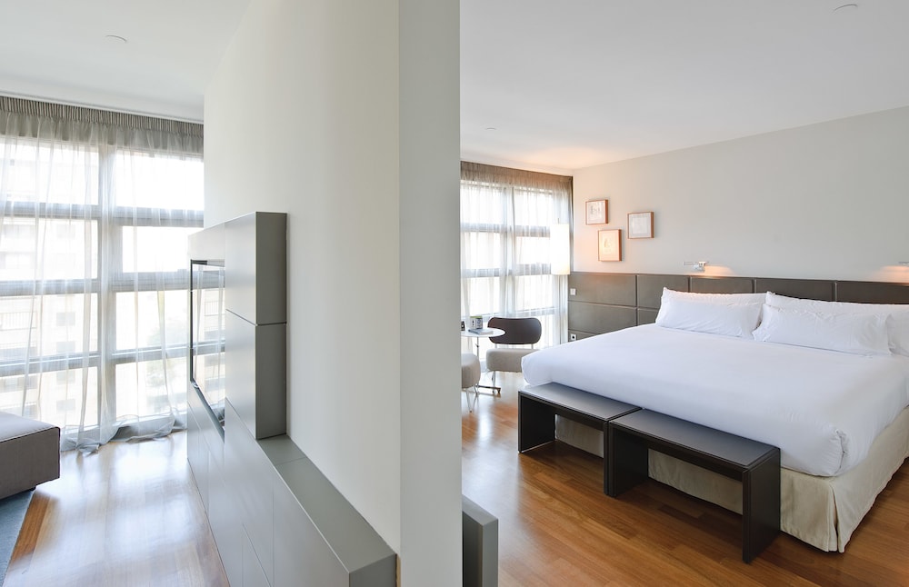 SUPERIOR, DOUBLE BED