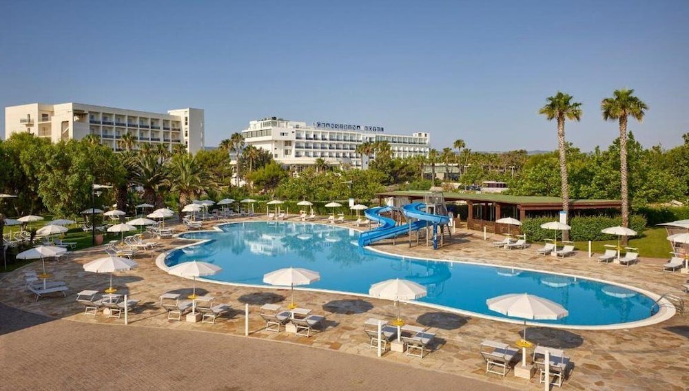 GranSerena Hotel 60/62