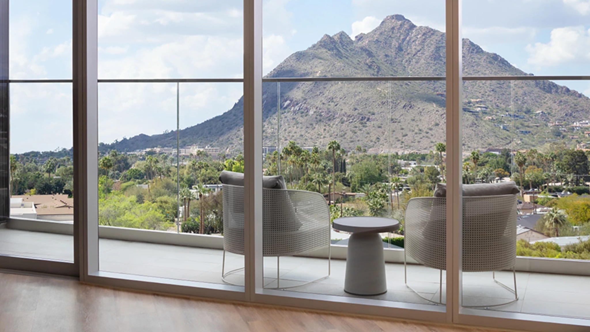 PRESIDENTIAL, SUITE, 2 KING BEDS, MOUNTAIN VIEW