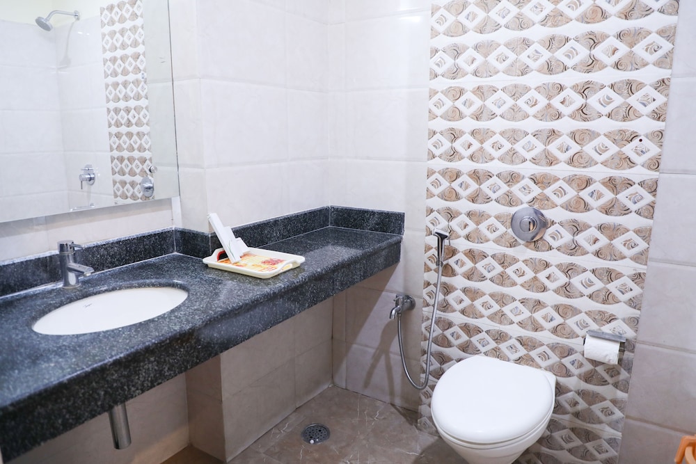 Hotel Dolphin International 34/72