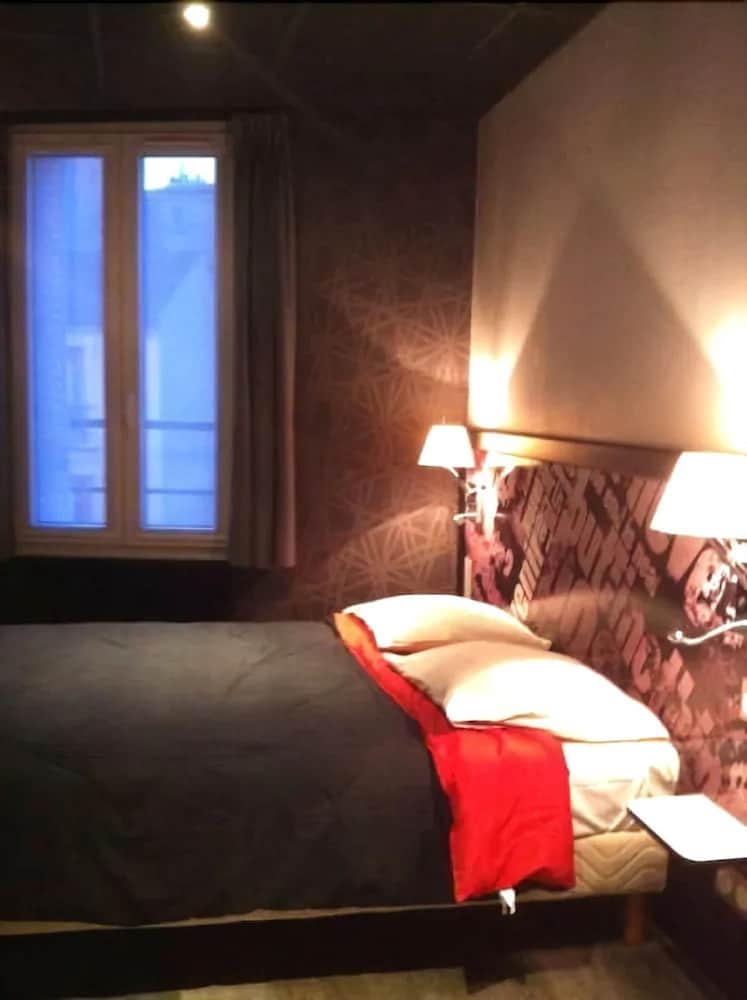CAFE HOTEL DE L'AVENIR 13/25