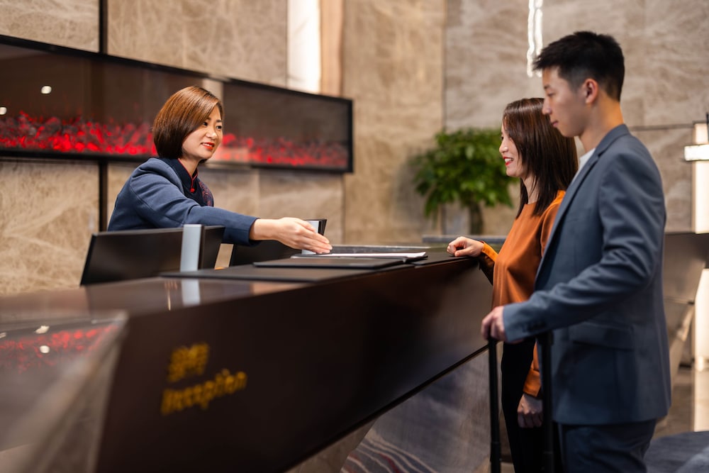 Grand Mercure Yichang Waitan 11/72