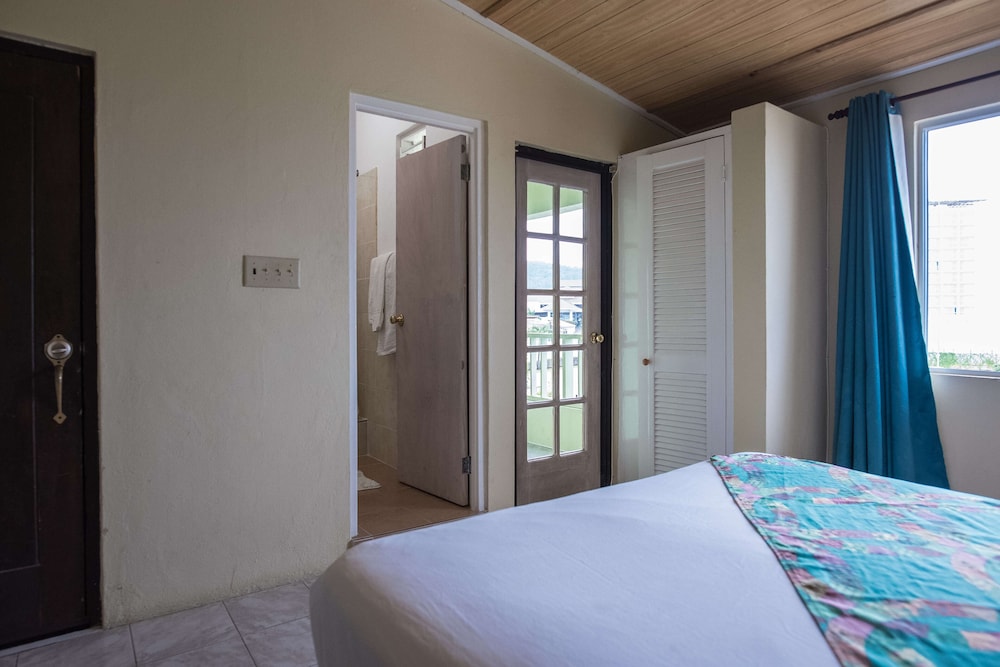 Ocean Rooms At Ocean Sands 24/50