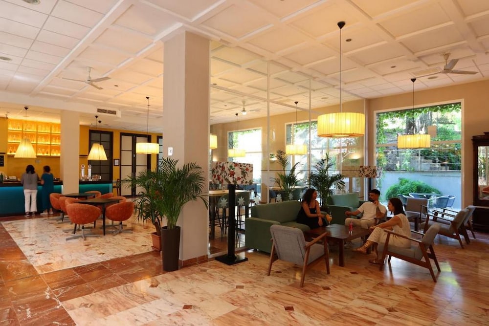 Gran Hotel Aqualange 47/61