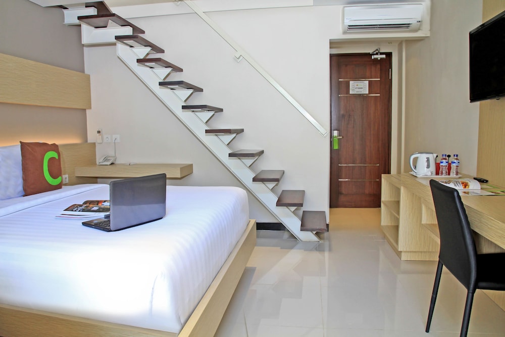 Choice Stay Hotel Denpasar Ex Cozy Stay Simpang Enam 24/65