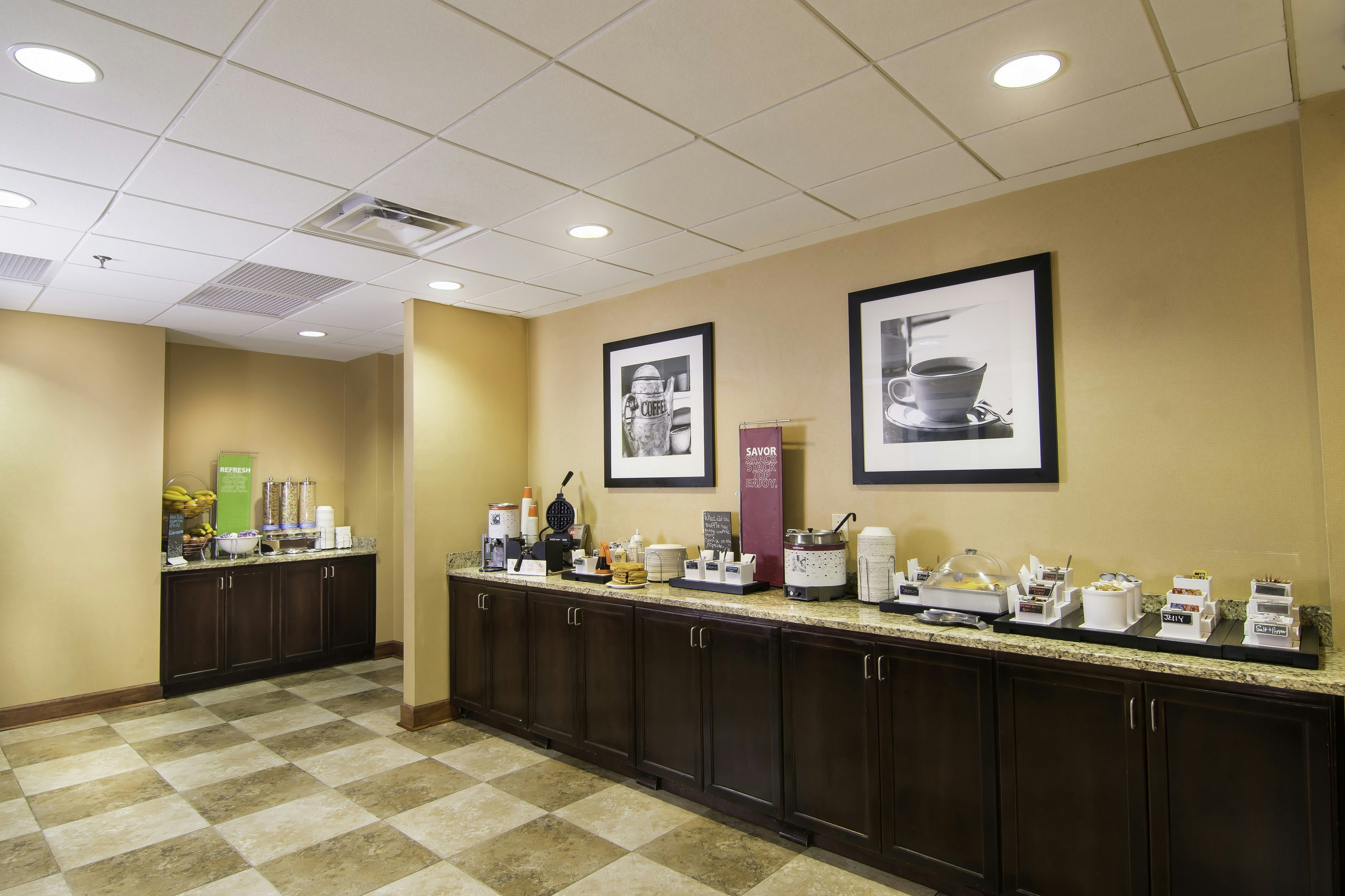 Hampton Inn Kingsland 10/67