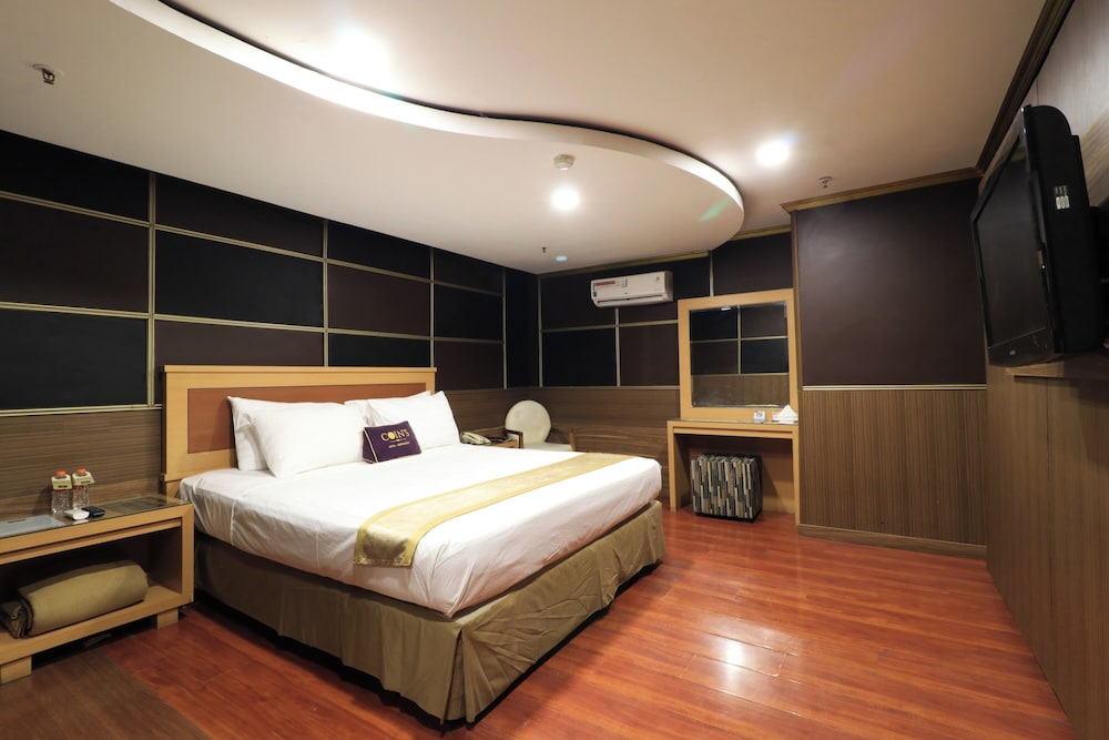 Coin S Hotel 23/96
