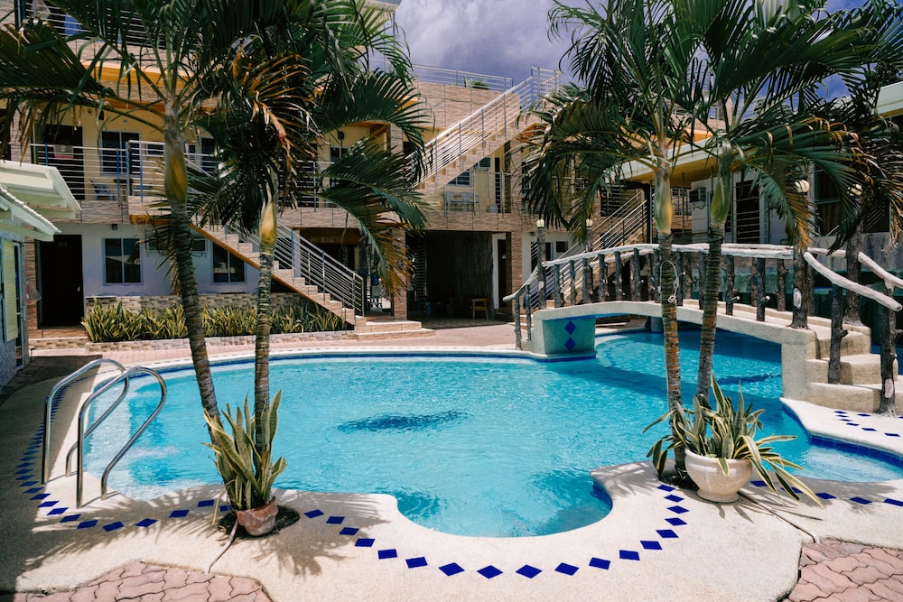 Ging-Ging Hotel & Resort 68/70
