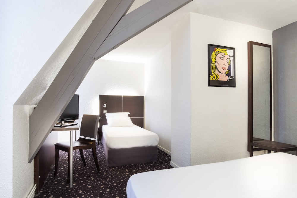 Le 55 Montparnasse Hotel 12/69