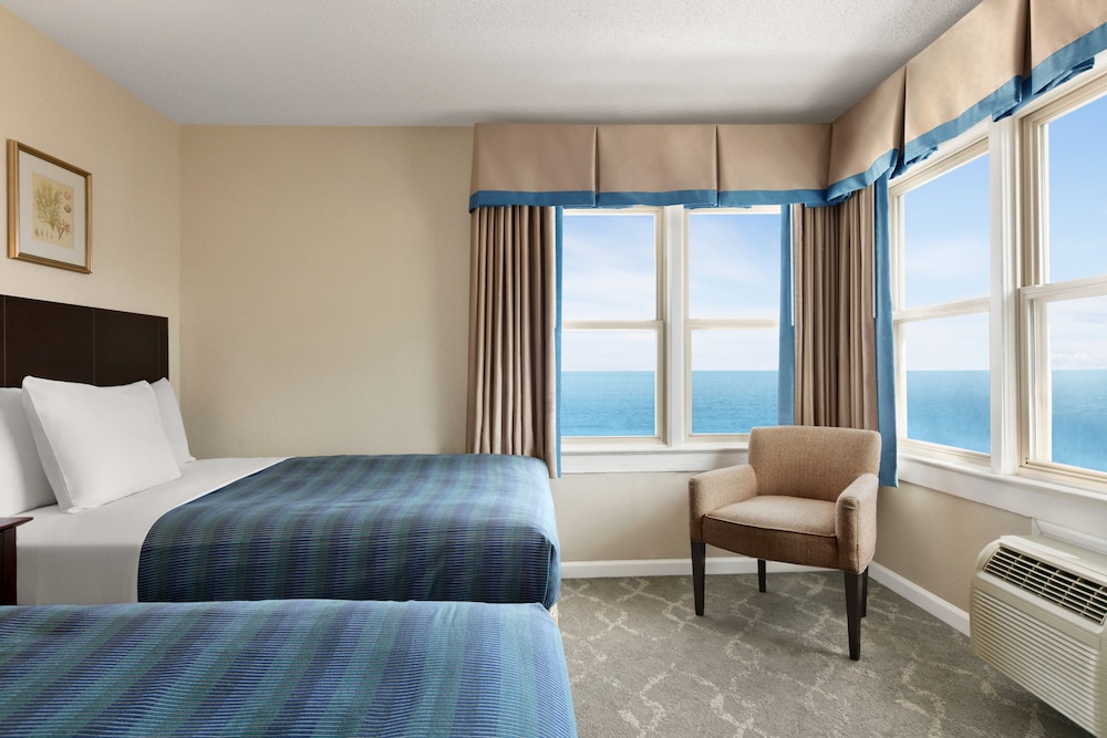 Room, 2 Double Beds, Ocean Front, No Balcony