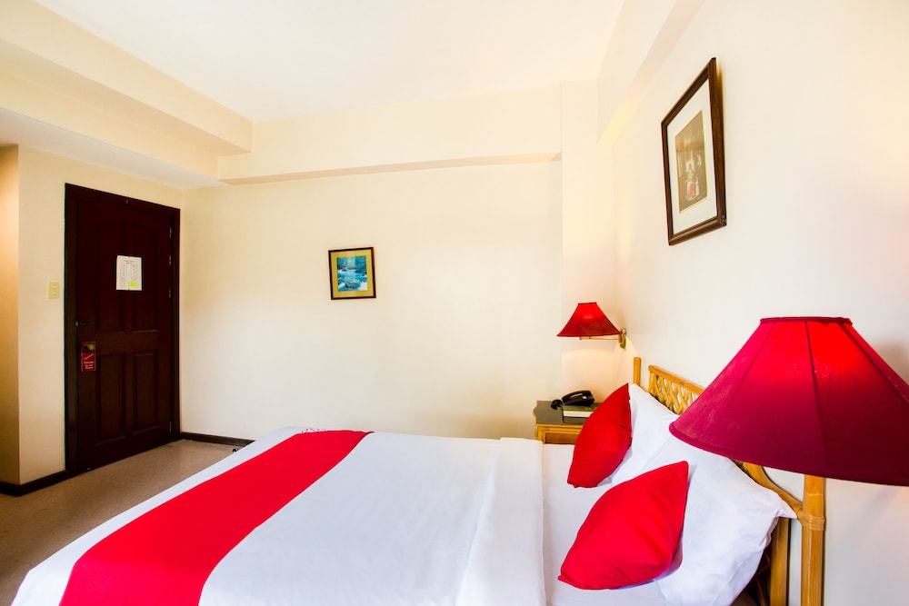 Humberto's Hotel 17/53