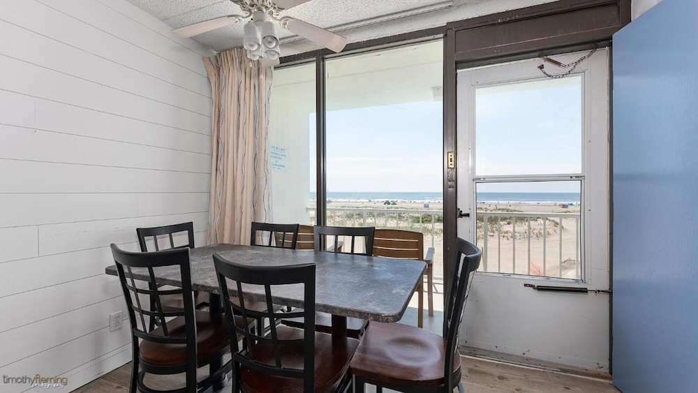 Beau Rivage Beach Resort 37/58