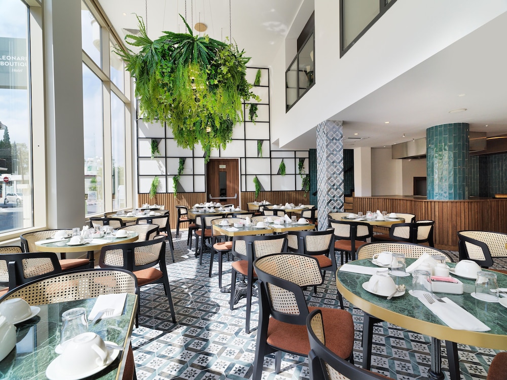 Leonardo Boutique Hotel Larnaca 51/62
