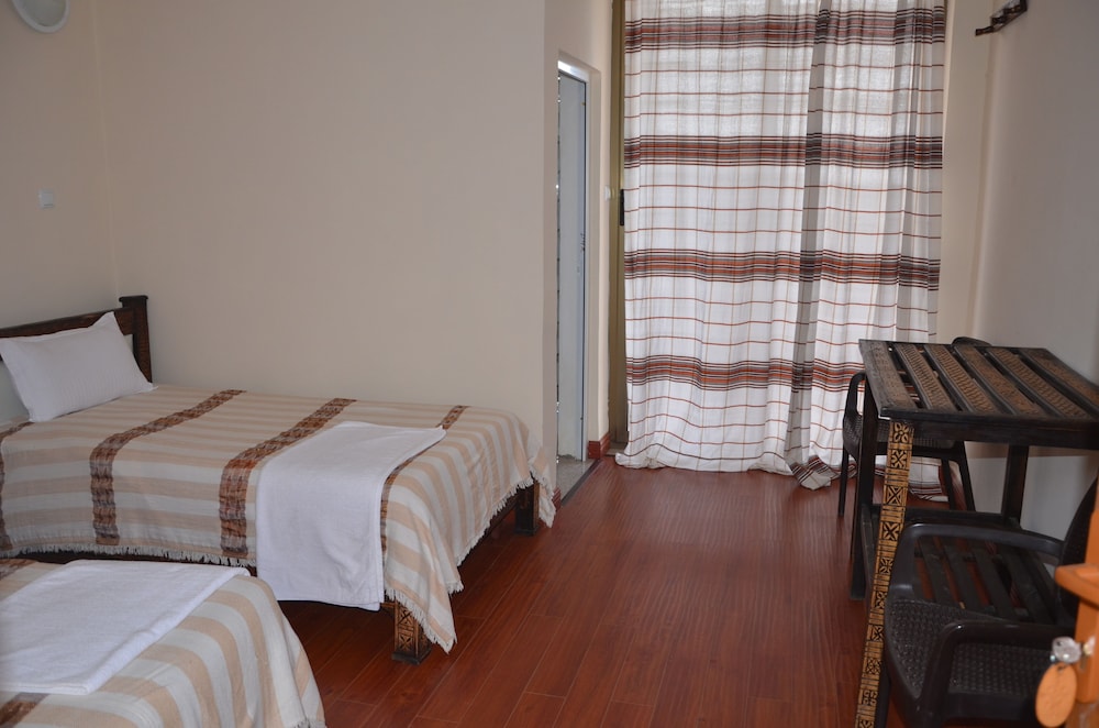 Zan-Seyoum Hotel 21/50