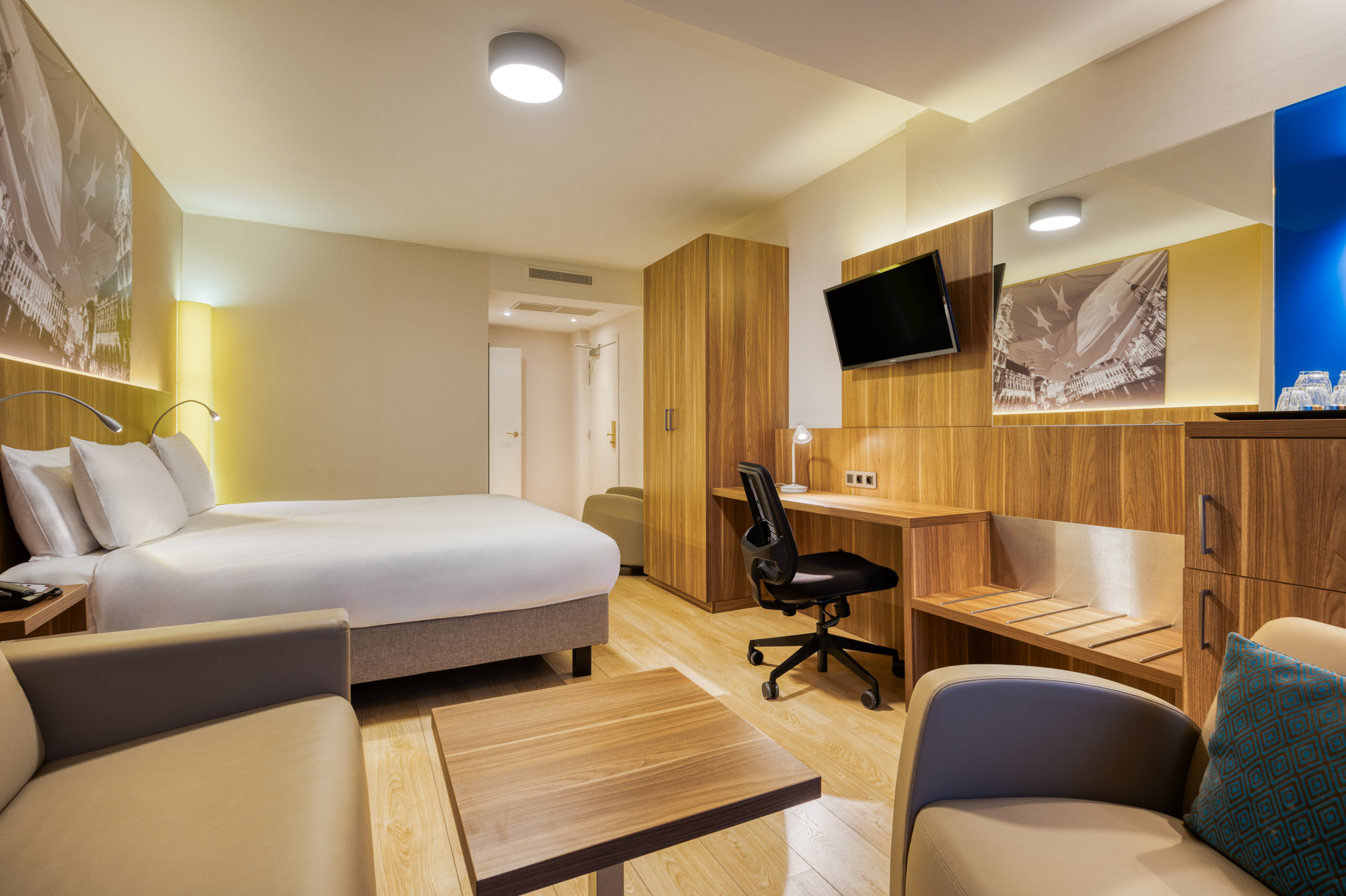 HOLIDAY INN BRUSSELS SCHUMAN 38/70