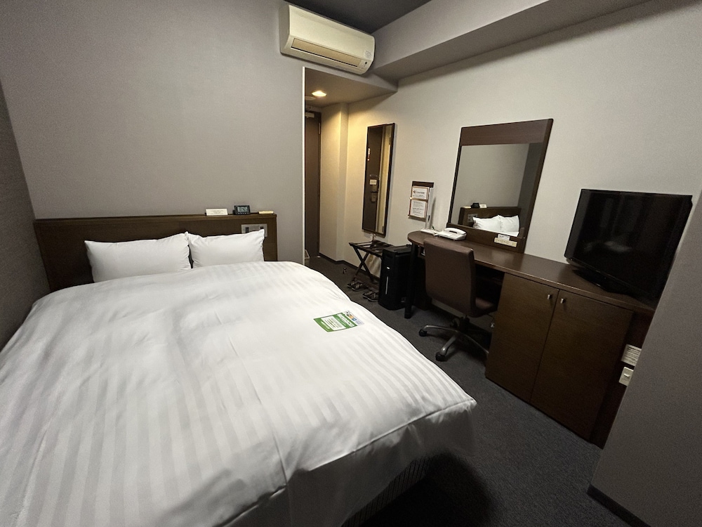 Hotel Route-Inn Hisai Inter 10/56