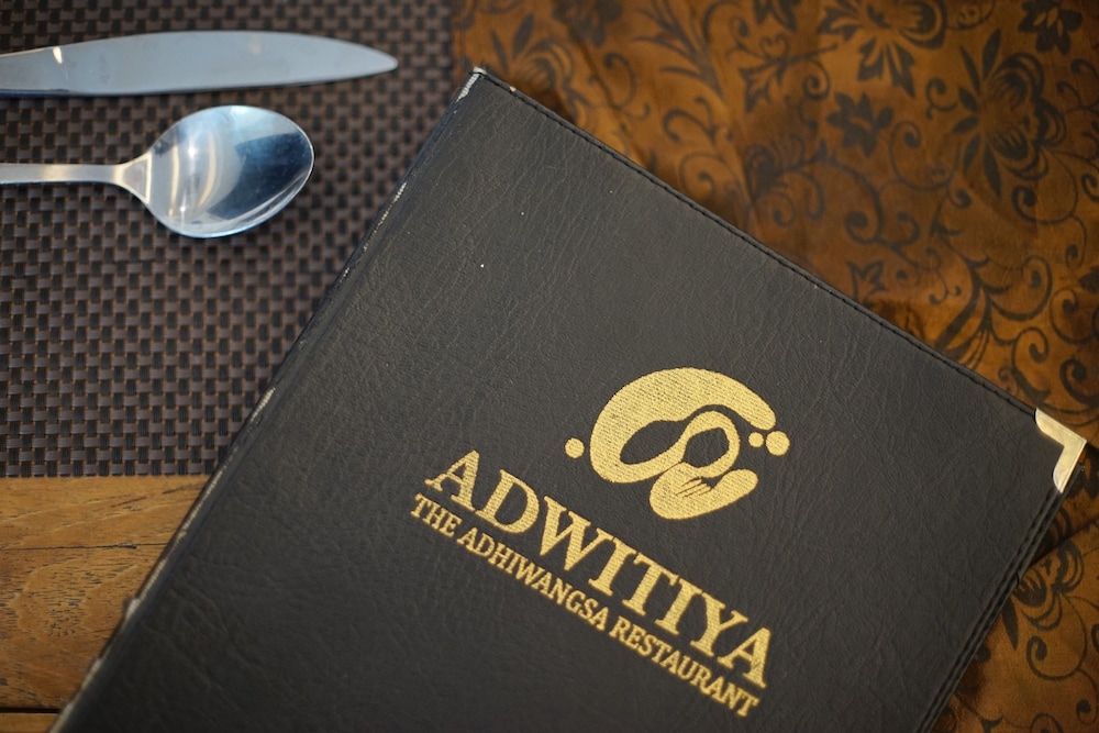 Adhiwangsa Hotel 26/65