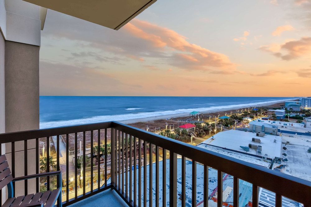 Hampton Inn And Suites Carolina Beach Oceanfront 30/48