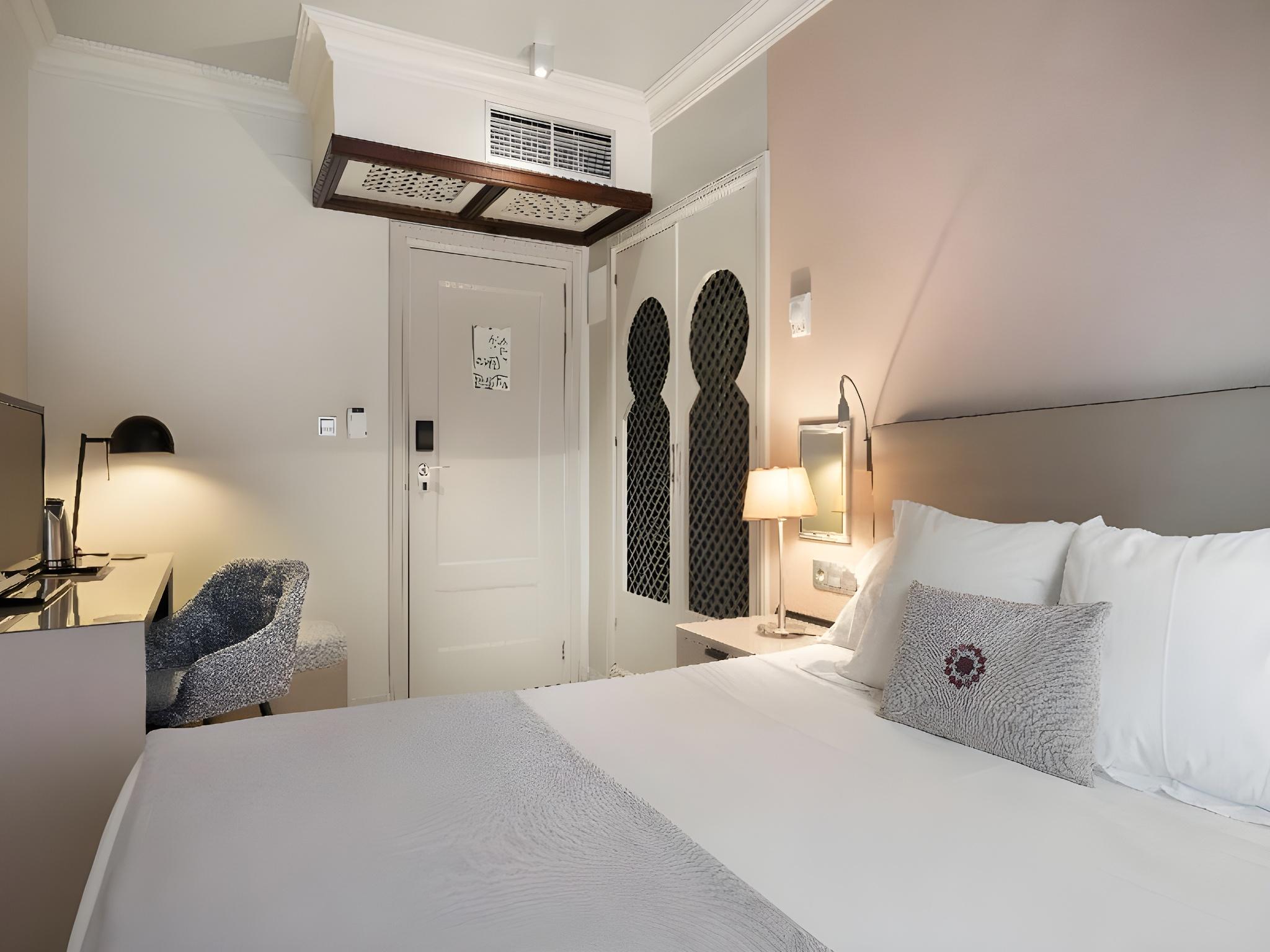Economy, Double or Twin Bed