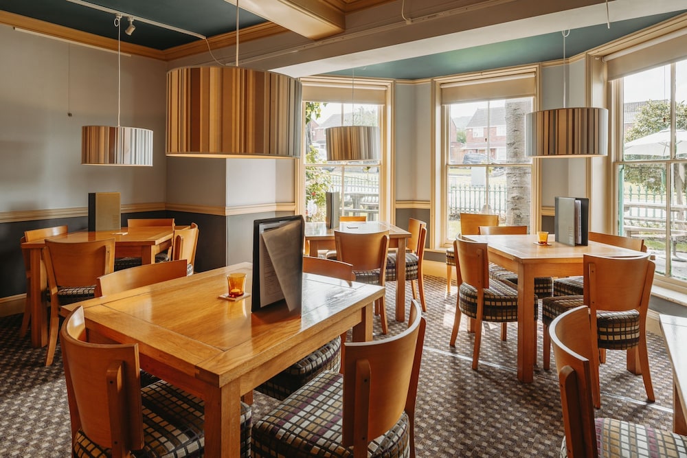 The Old Orleton Inn 35/43