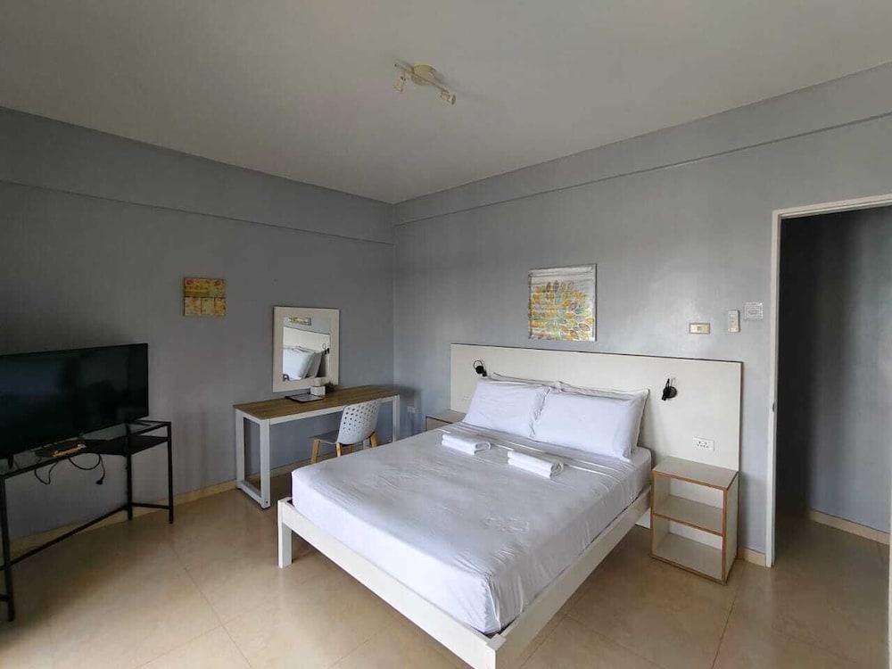Reef Beach Resort 15/69