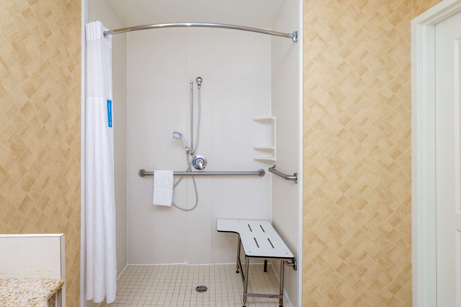 Hampton Inn Suites Jacksonville South St Johns Town Center Area 34/34