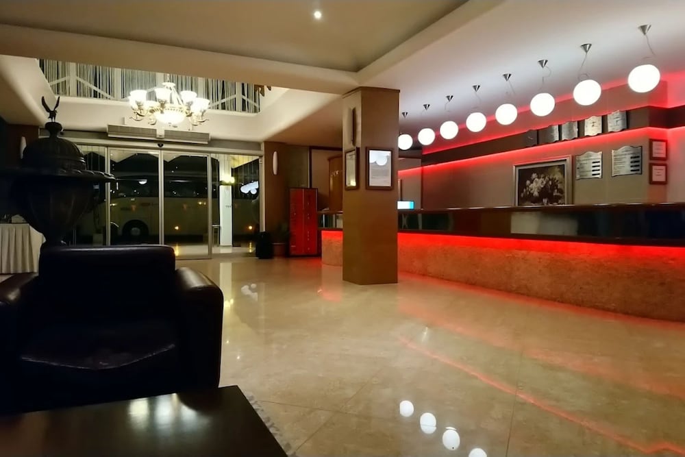 Lycus River Thermal Hotel 6/50