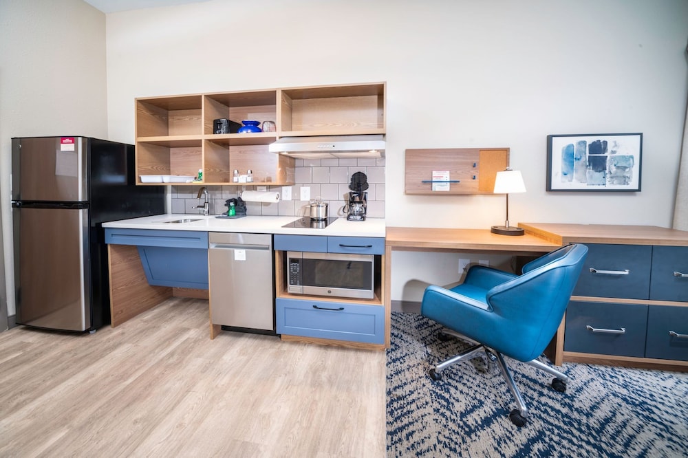 Candlewood Suites Charleston Mt Pleasant 34/44
