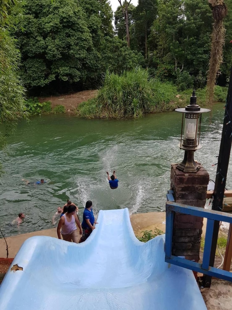 Khaosok Rainforest Resort 40/50