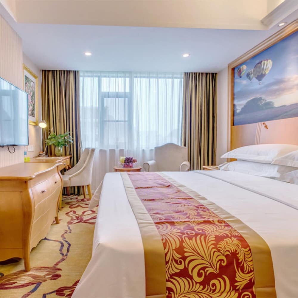 Vienna Hotel (Guilin Jichang Road Rongshan) 26/40