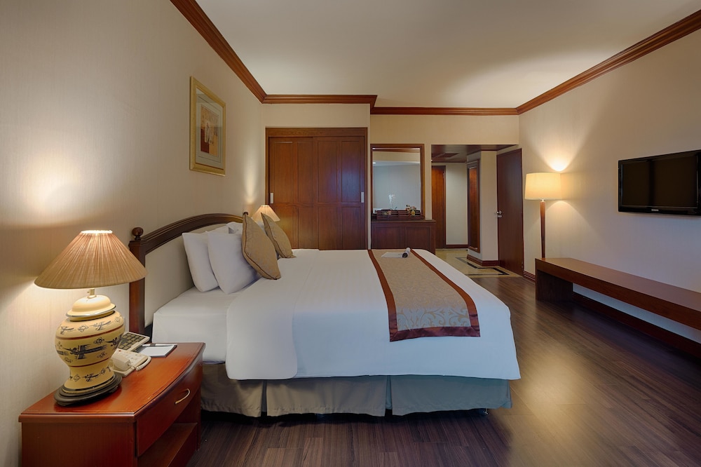 Halong Plaza Hotel 24/50