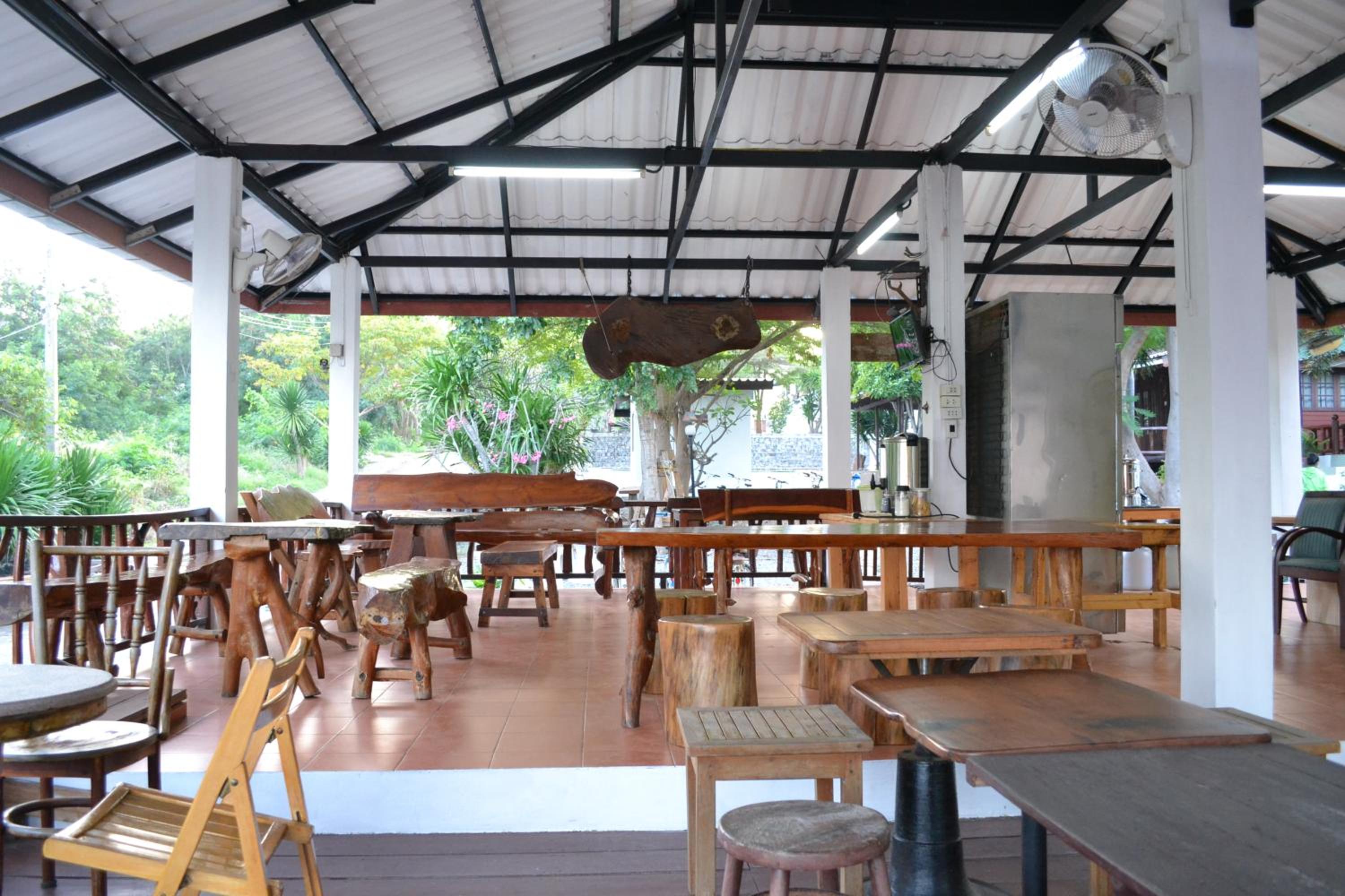 Benjaporn Bungalow 31/49