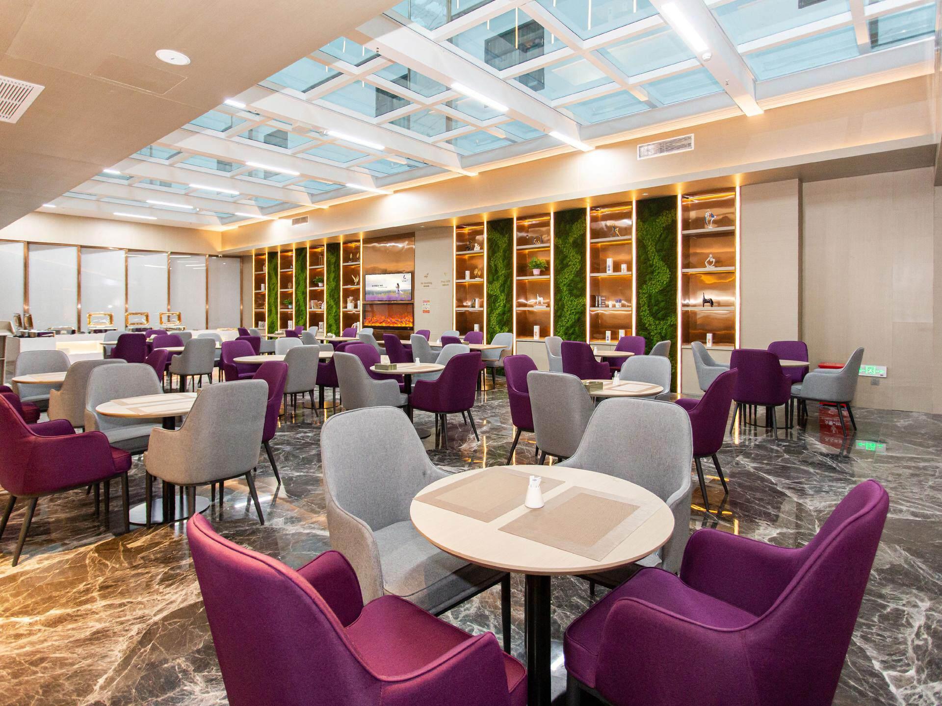 Lavande Hotel (Shenzhen Nanshan Science and Technology Park Vanke Cloud City) 49/53