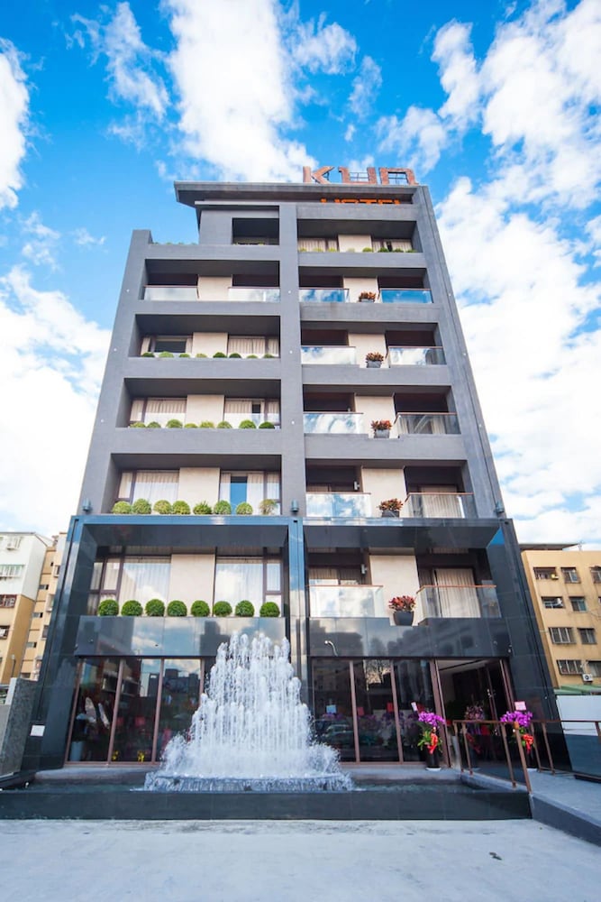 Kun Hotel 3/61