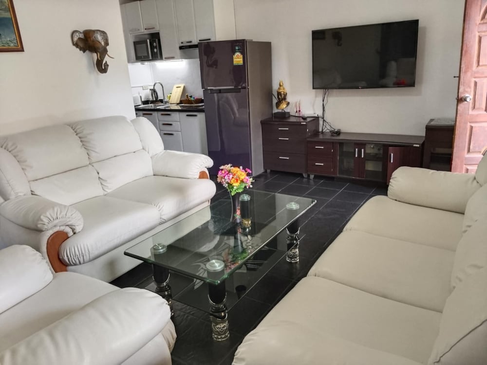 Phratamnak Inn - Hostel 57/77