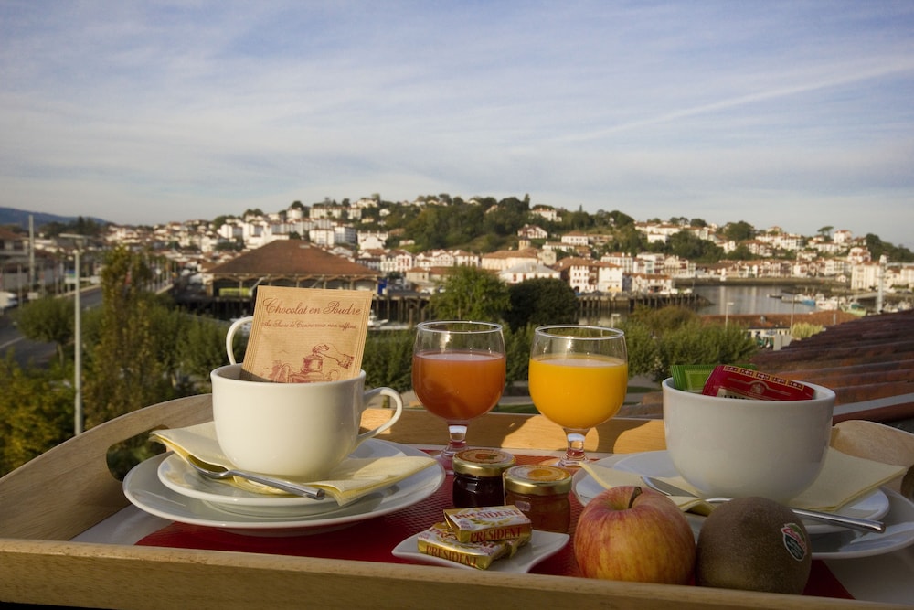Hotel Le Relais Saint Jacques 43/55