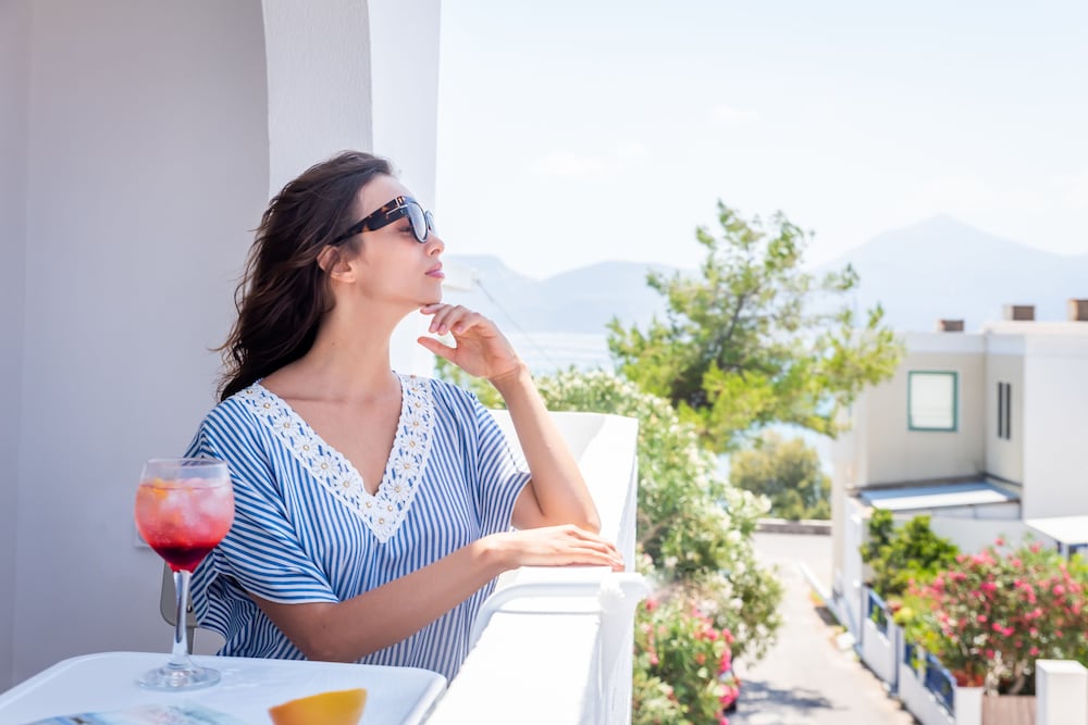 White Rock Milos Suites 4/55