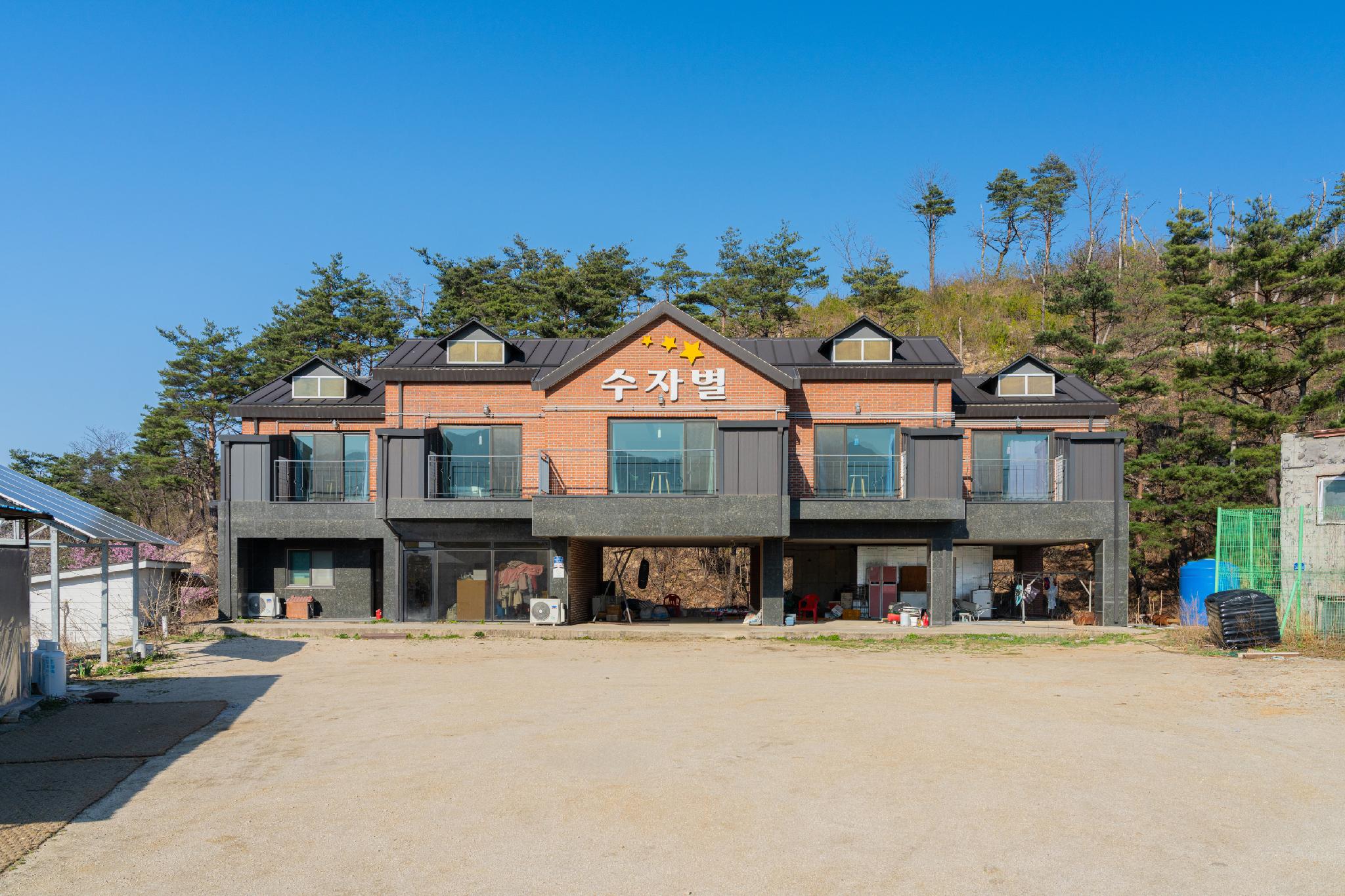 Sokcho Sujabyeol Pension 4/23