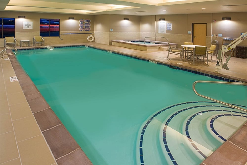 Holiday Inn Express & Suites Salt Lake City South - Murray 1/61