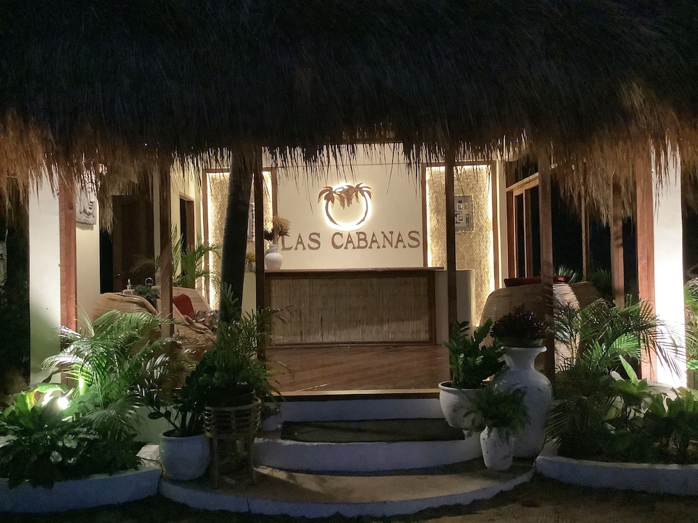 Las Cabanas Beach Resort 15/65