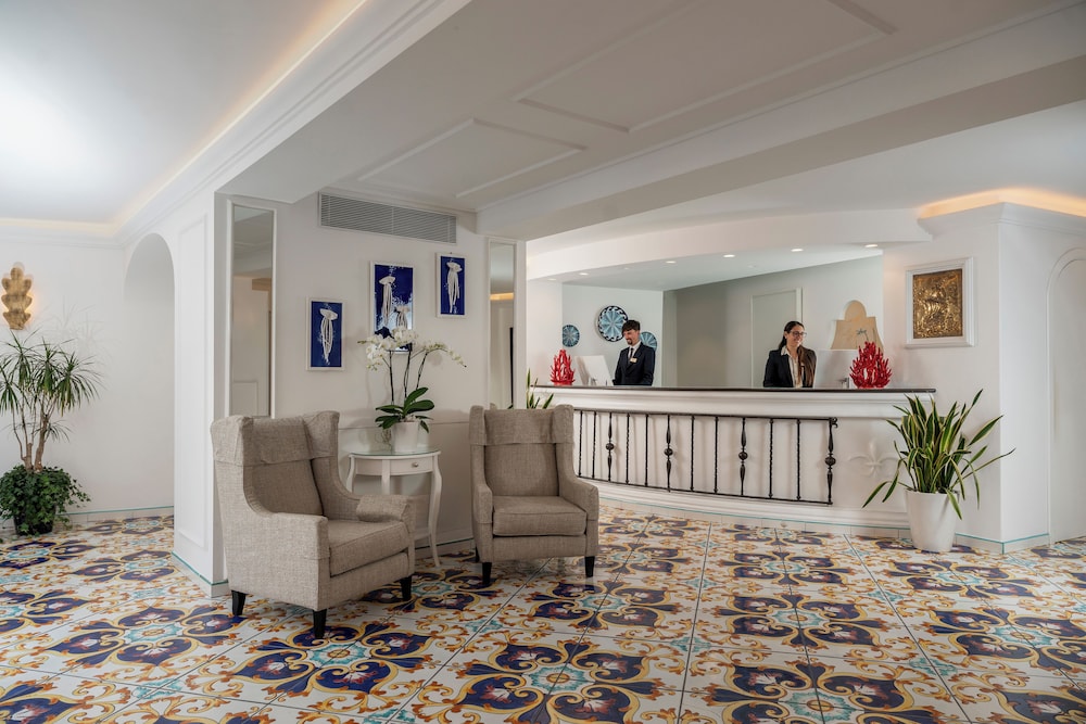 Savoia Hotel 11/80