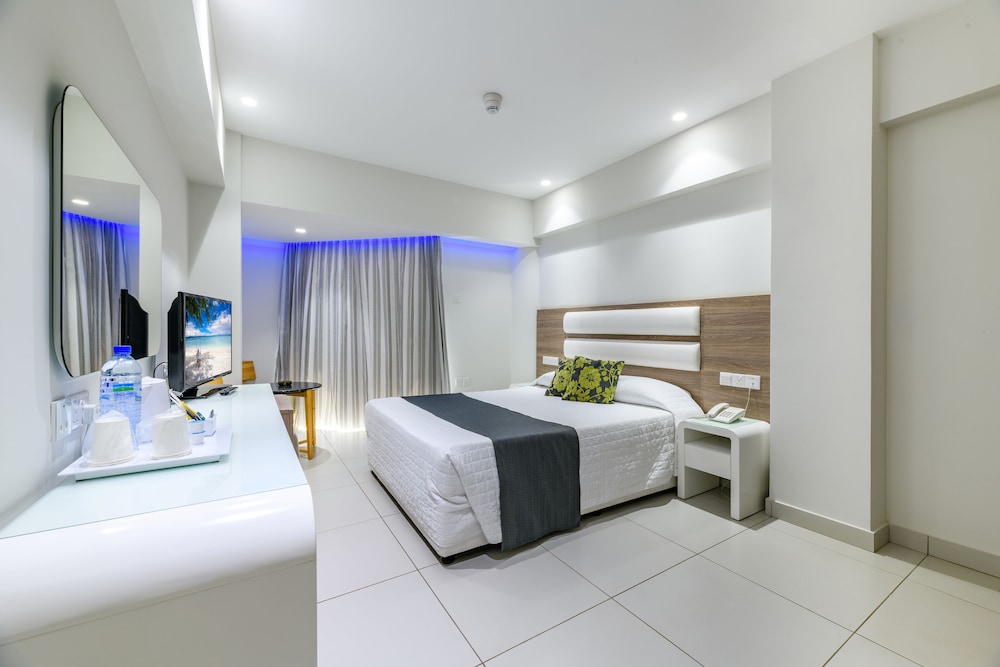 Tasia Maris Sands Beach Hotel - Adults Only 14/50