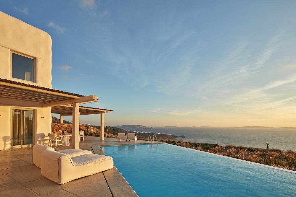 AMMOS VILLAS IN HOULAKIA 26/37