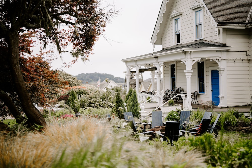 MacCallum House Inn 4/25