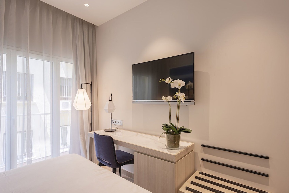 Eurostars Mediterranea Plaza 13/79