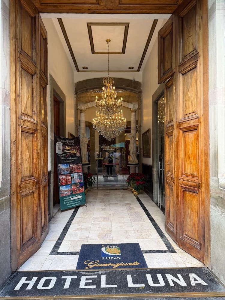 Hotel Luna 47/50