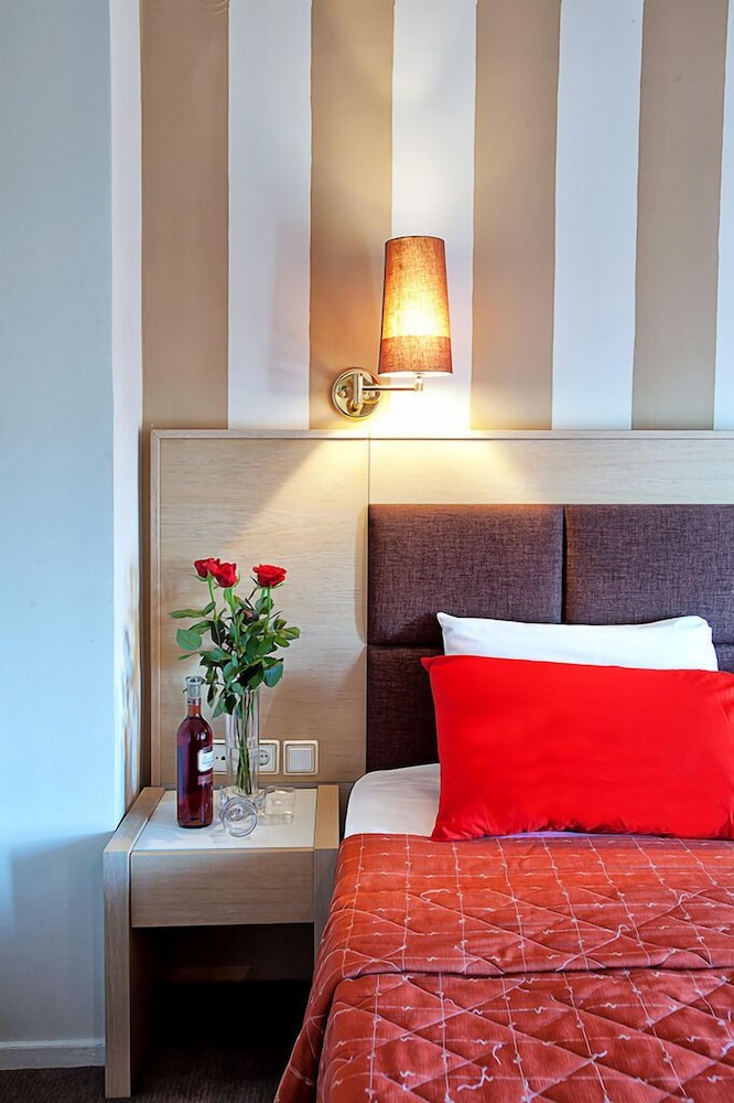Hotel Anastassiou 18/42