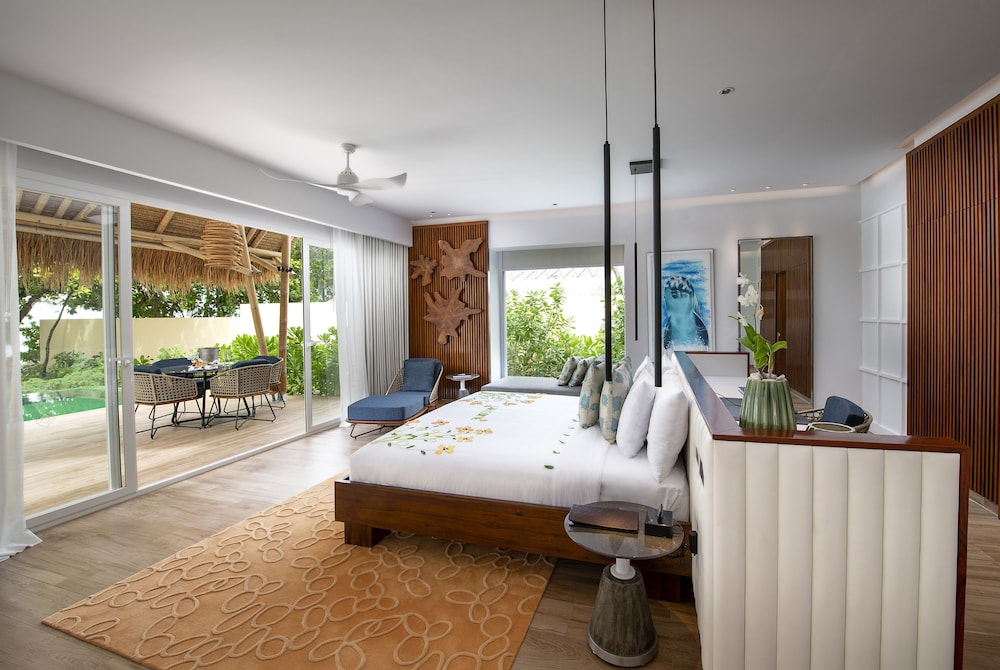 Beach Villa, Superior, King Bed, Sofa, with Pool